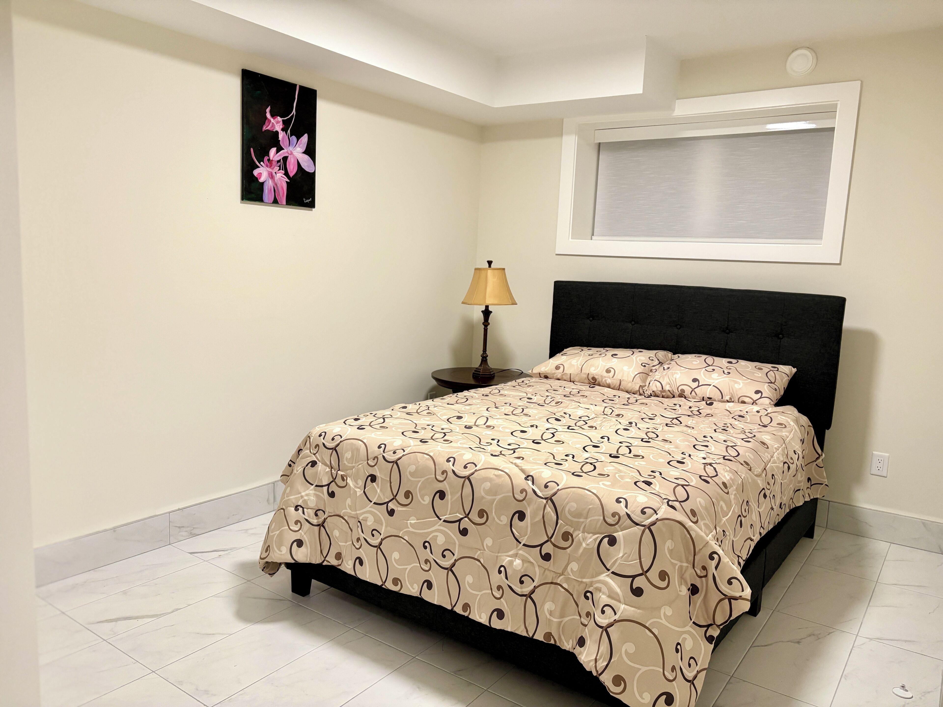 2 slaapkamers, een strijkplank/strijkijzer, gratis wifi, beddengoed