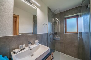 Shower - Apartment in Brixental (Brixen im Thale)