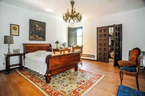 7 Schlafzimmer, Reisekinderbett, WLAN