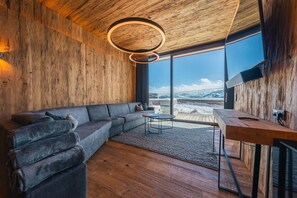 Smart TV, stereo - Chalet in Kaltenbach near Ski Lift & Sauna (Kaltenbach)