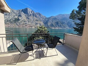 Appartement, balkon, uitzicht op de baai | Uitzicht vanaf balkon