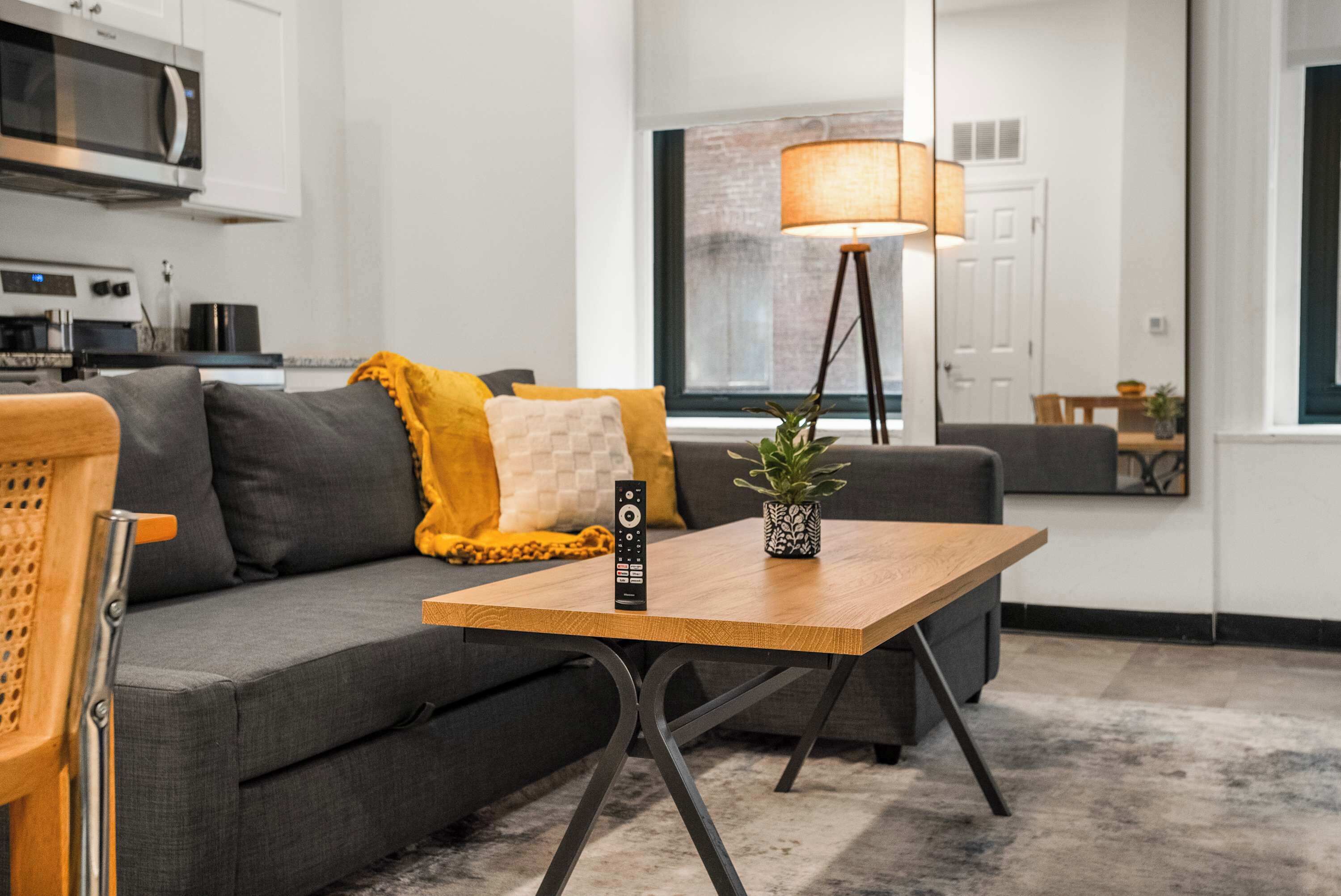 テレビ、書斎 / ワークスペース