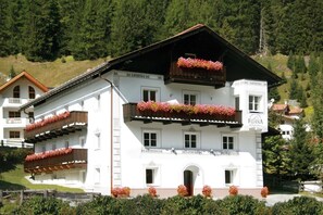 Exterior - Apartment in Ischgl with a balcony (Ischgl)