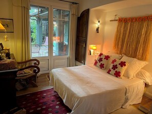 5 Schlafzimmer, Bügeleisen/Bügelbrett, Reisekinderbett, kostenloses WLAN