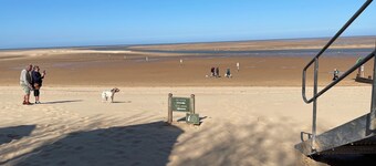 Coastguard's Boathouse ,Wells-next-the-sea, close to beach, harbour, parking,EV