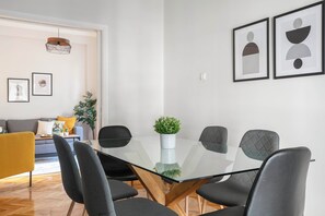 Apartment, 1 Double Bed, Kitchen, City View | Dining room - Dew 1-Bedroom Apartment in Athens (Zografos)