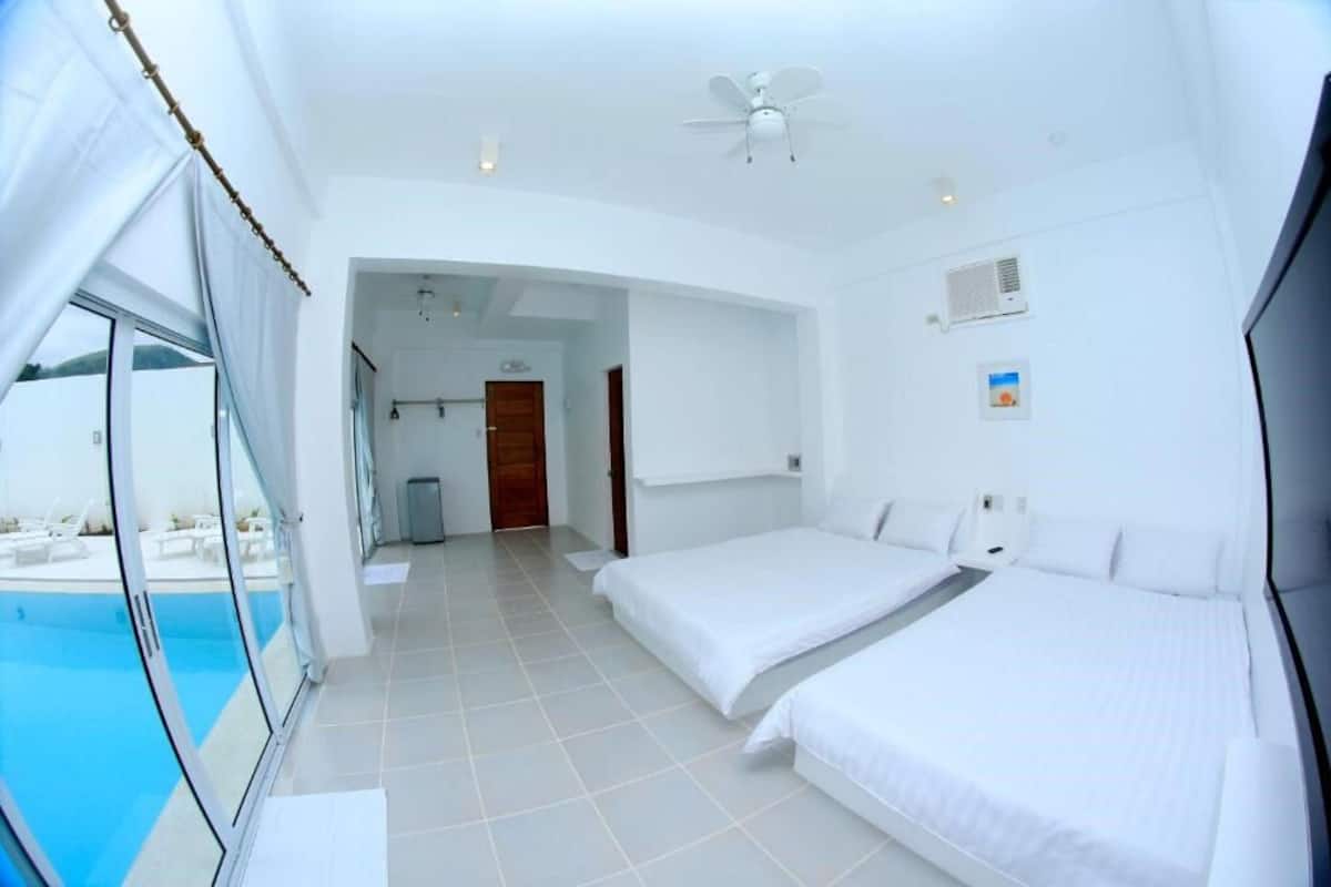 Family Quadruple Room, Pool View | WiFi (free)