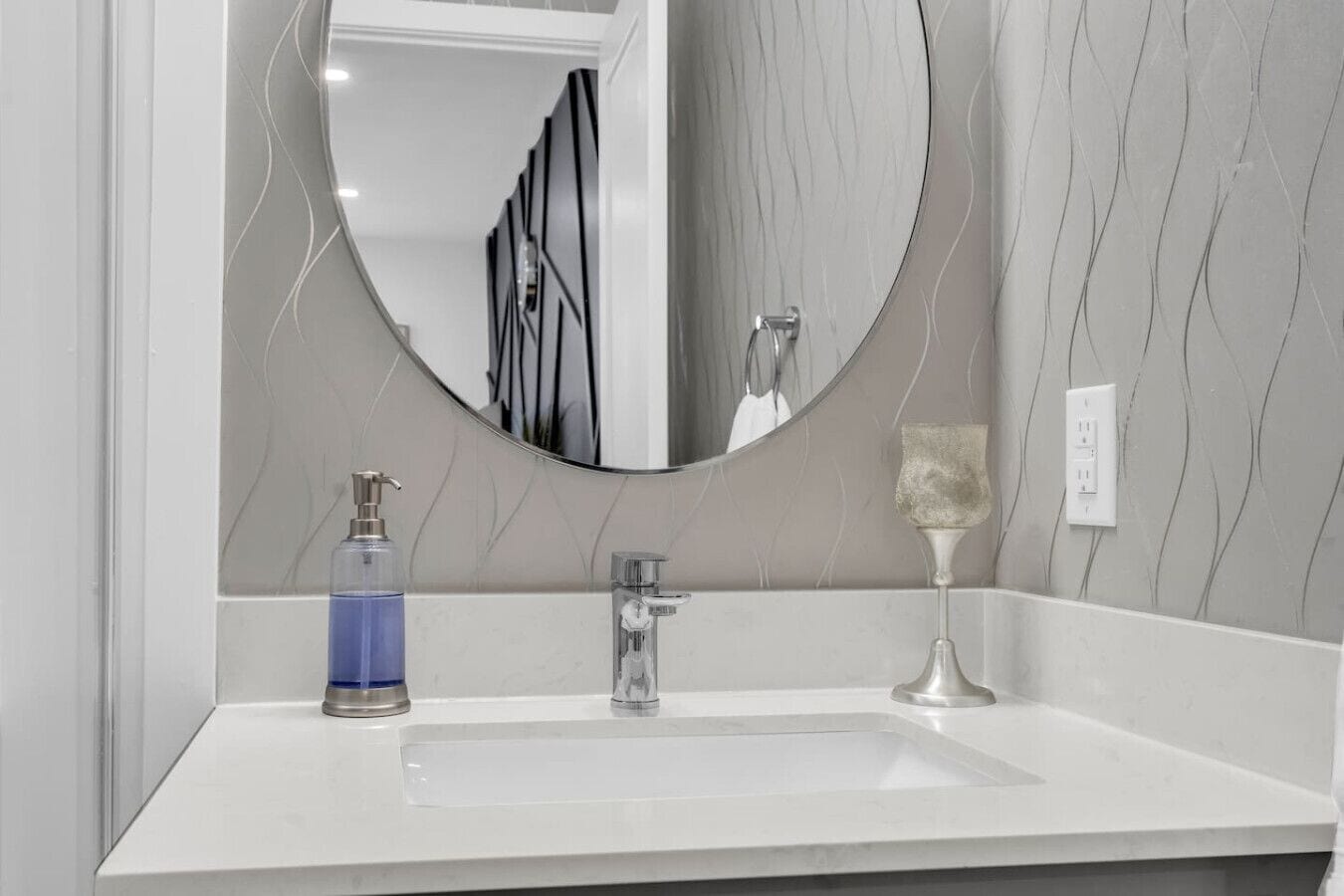 ヘアドライヤー