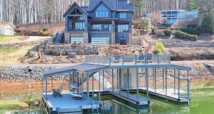 Endless Sunsets By Chatuge Home Concierge<br>private boat dock with covered boat slip and sun deck, bar, fire pit, pool table, kayaks