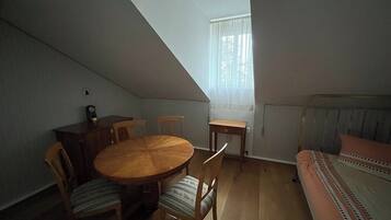 3 Schlafzimmer, WLAN, Bettwäsche