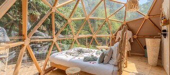 Dome with Jacuzzi 15 min from Disneyland Paris
