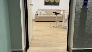 Superior Room, 1 Queen Bed with Sofa bed, Non Smoking, Hill View | 1 bedroom, minibar, soundproofing, free WiFi