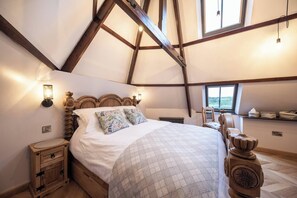 2 bedrooms, iron/ironing board, travel crib, WiFi