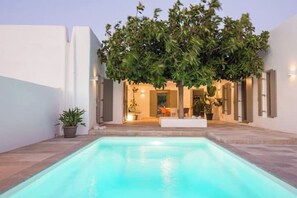 Pool - Lastica | Chora, Paros (Παρος)