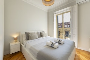 3 bedrooms, iron/ironing board, free WiFi