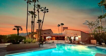 Unique 2 BR Sabino Canyon Gem