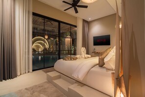 6 bedrooms, in-room safe, iron/ironing board, free WiFi