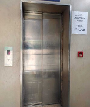 内部エントランス