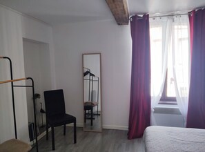 2 bedrooms, desk, iron/ironing board, travel crib