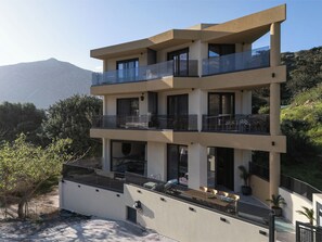 Exterior - Elmima Villa  (Mylopotamos)