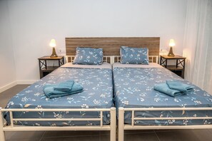 2 bedrooms, iron/ironing board, WiFi, bed sheets