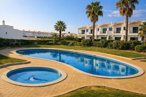 Pool - T0 Condomínio jardim da Oura, A/c, piscinas, terra (Albufeira)