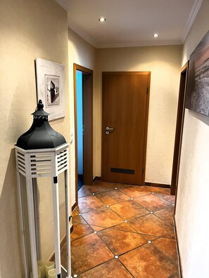 Interior - This spacious Mediterranean-style vacation home is located in Aida Park in the North Sea resort of Tossens. (Tossens)