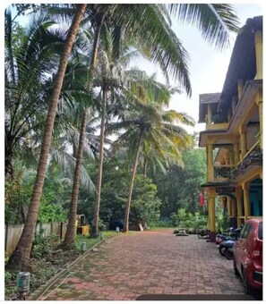 Room, 1 Bedroom, Smoking, Mountain View | Front of property