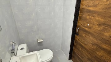 Estúdio, 1 quarto, para fumantes, vista para a montanha | Banheiro