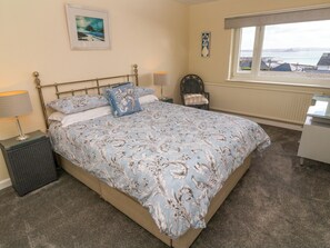 3 bedrooms, individually decorated, individually furnished, free WiFi - Karenza (Penzance)