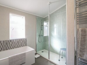 Shower - Stones Throw (Grantham)