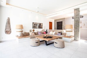 House, Smoking - Villa Sanori Big in Dalung (Canggu)