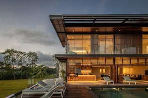 House, Smoking | 6 bedrooms