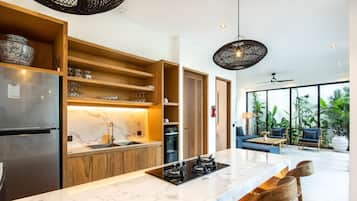 Casa, para fumantes | 5 quartos