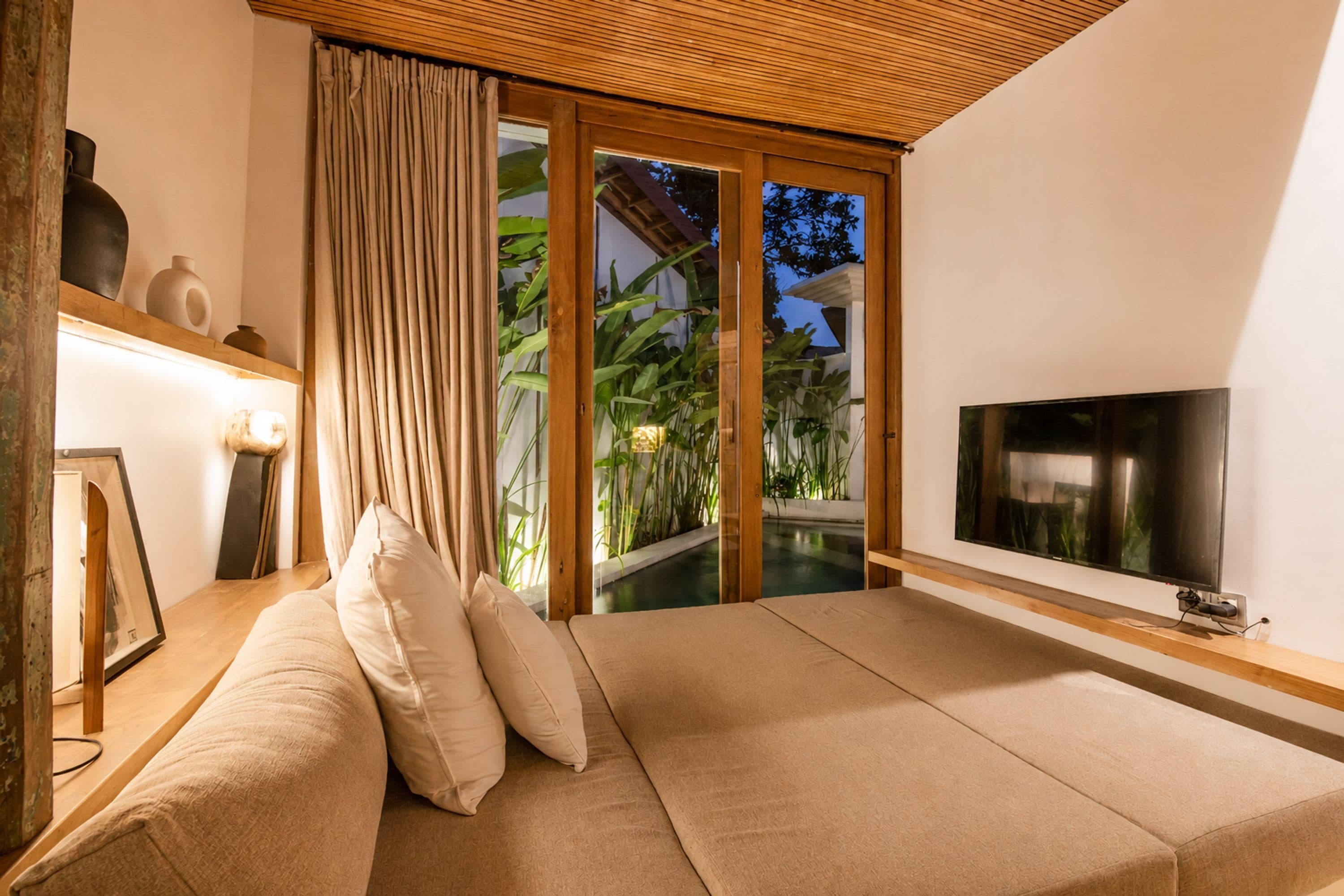 House | 1 bedroom