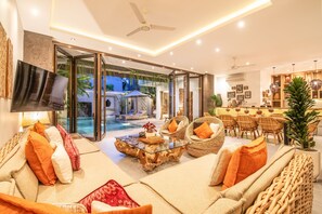 Villa, Smoking