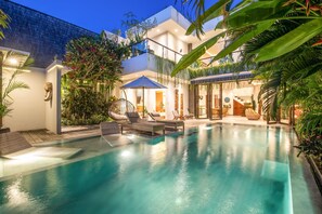 Villa, Smoking