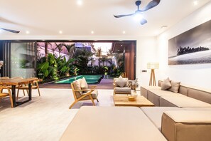 Villa, Smoking