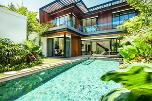 Villa, Smoking
