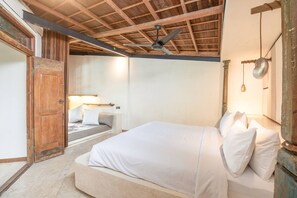 2 bedrooms - BA Villa 7 2BR Villa Art Dec Contemporary 2-br Art Deco Villa 800m to the Bea (Canggu)