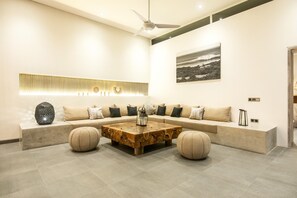 Villa | 4 bedrooms - Canggu KOI 5 Villa in Canggu (Canggu)