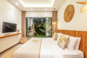 4 bedrooms - sol N1 Incredible 4 Bds Villa Near Finns Club (Kerobokan)