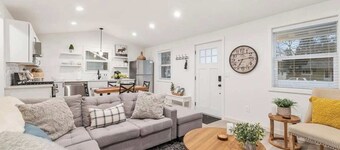 Freshly Updated Hideaway in CDA’s Best Spot
