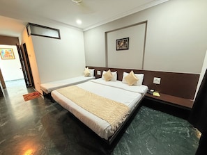 Habitación Royal | Wifi gratis y ropa de cama