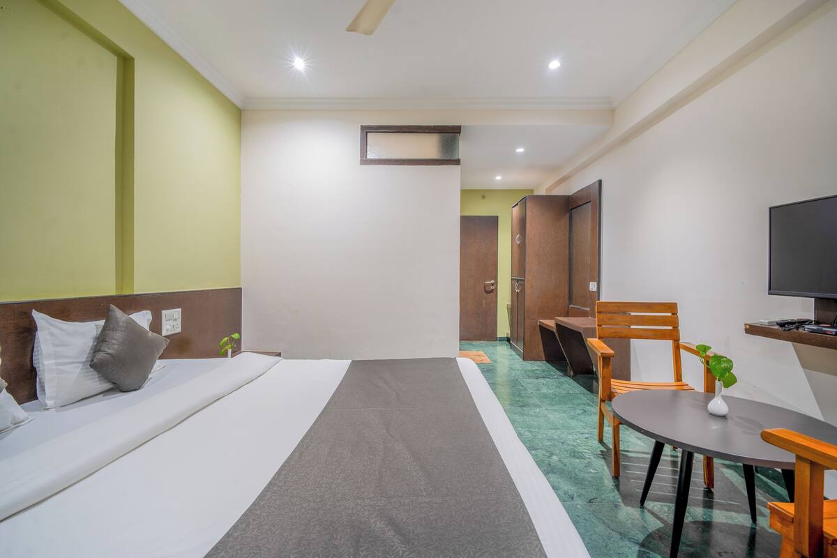 Double Room, City View | WiFi (free), bed sheets