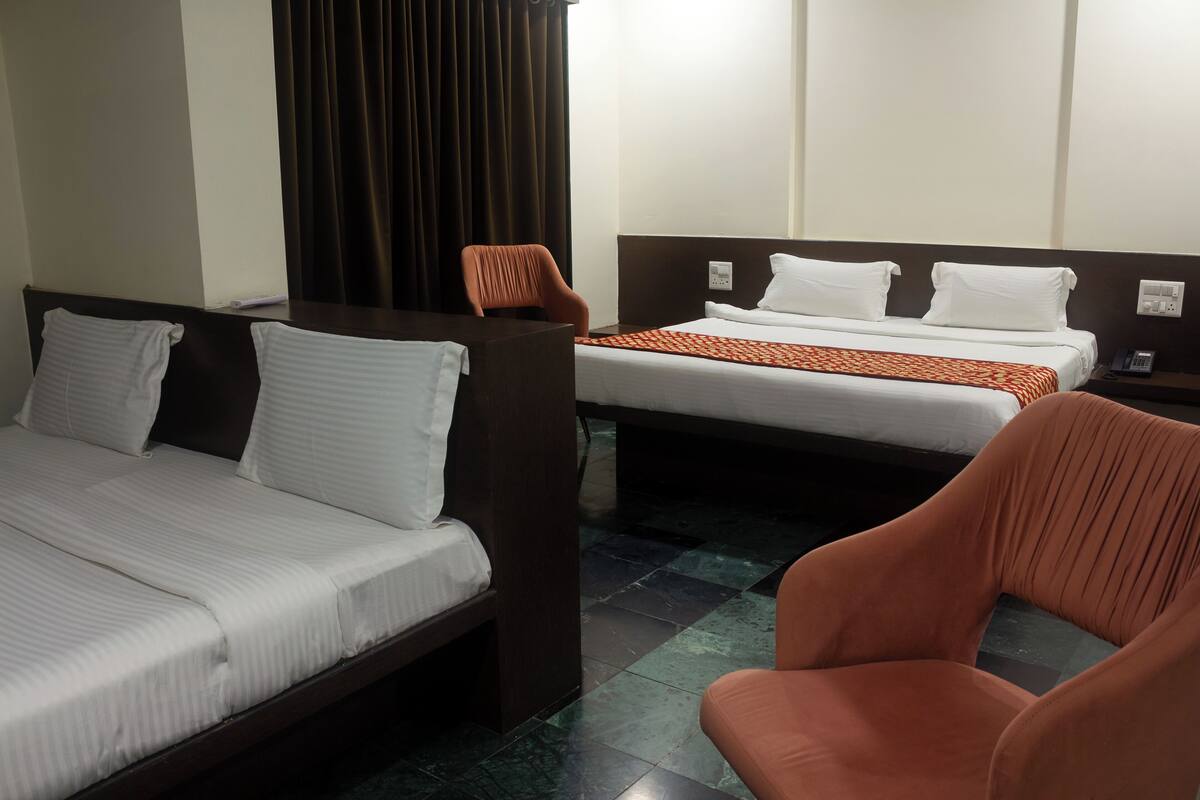 Free WiFi, bed sheets