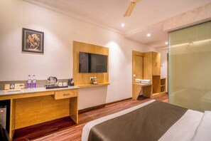 Free WiFi, bed sheets - KB's Grand (Shirdi)