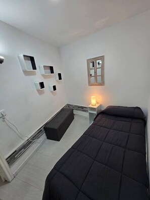 3 bedrooms, iron/ironing board, travel crib, WiFi