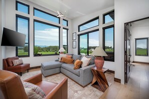 スマートテレビ、書斎 / ワークスペース