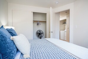 2 bedrooms, iron/ironing board, travel cot, free WiFi